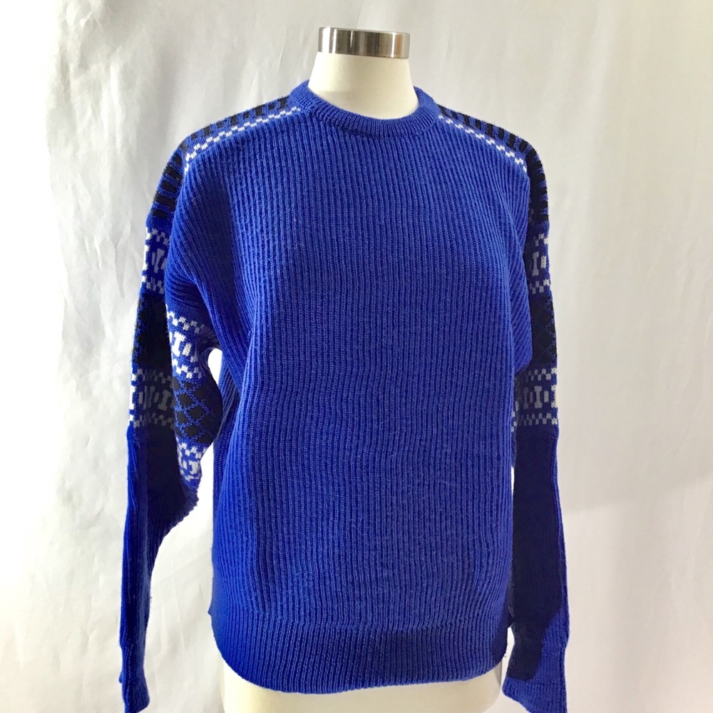 Serac 100% wool sweater size M